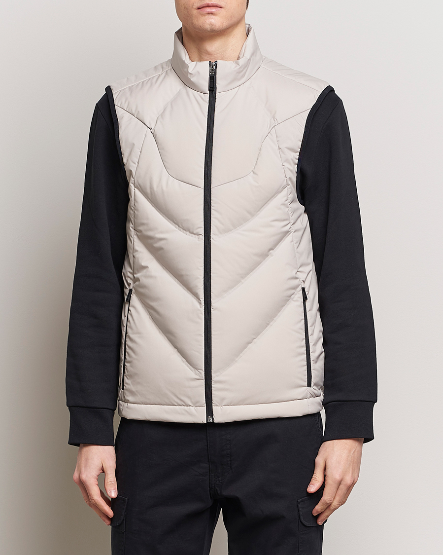 Herr |  | BOSS GREEN | Titanium Vest Light Beige