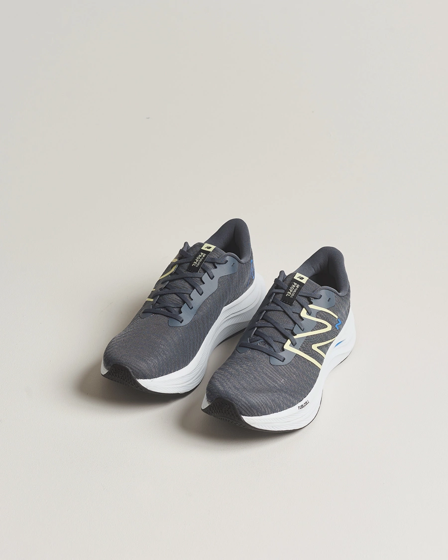 Herren | Sneaker | New Balance Running | FuelCell Propel v4 Graphite