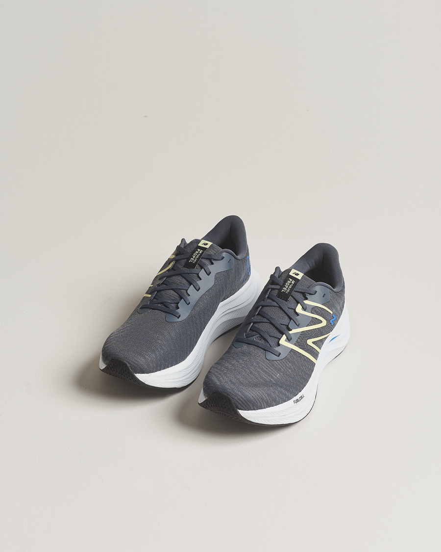 Herren | New Balance Running FuelCell Propel v4 Graphite | New Balance Running | FuelCell Propel v4 Graphite