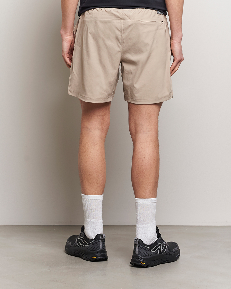 Herren | Shorts | New Balance Running | Seamless Shorts 7 Lined Stoneware