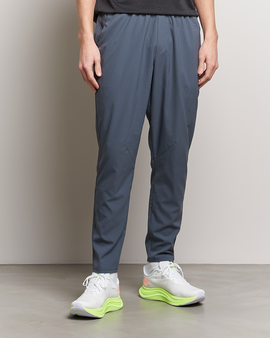 Herr | Funktionsbyxor | New Balance Running | Stretch Woven Pants Graphite
