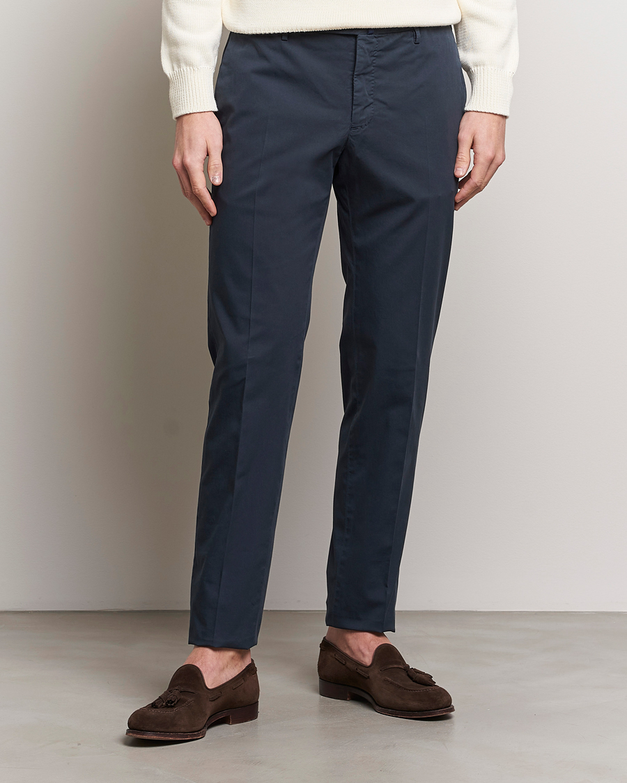 Herren | Italian Department | Incotex | Slim Fit Comfort Chinos Navy