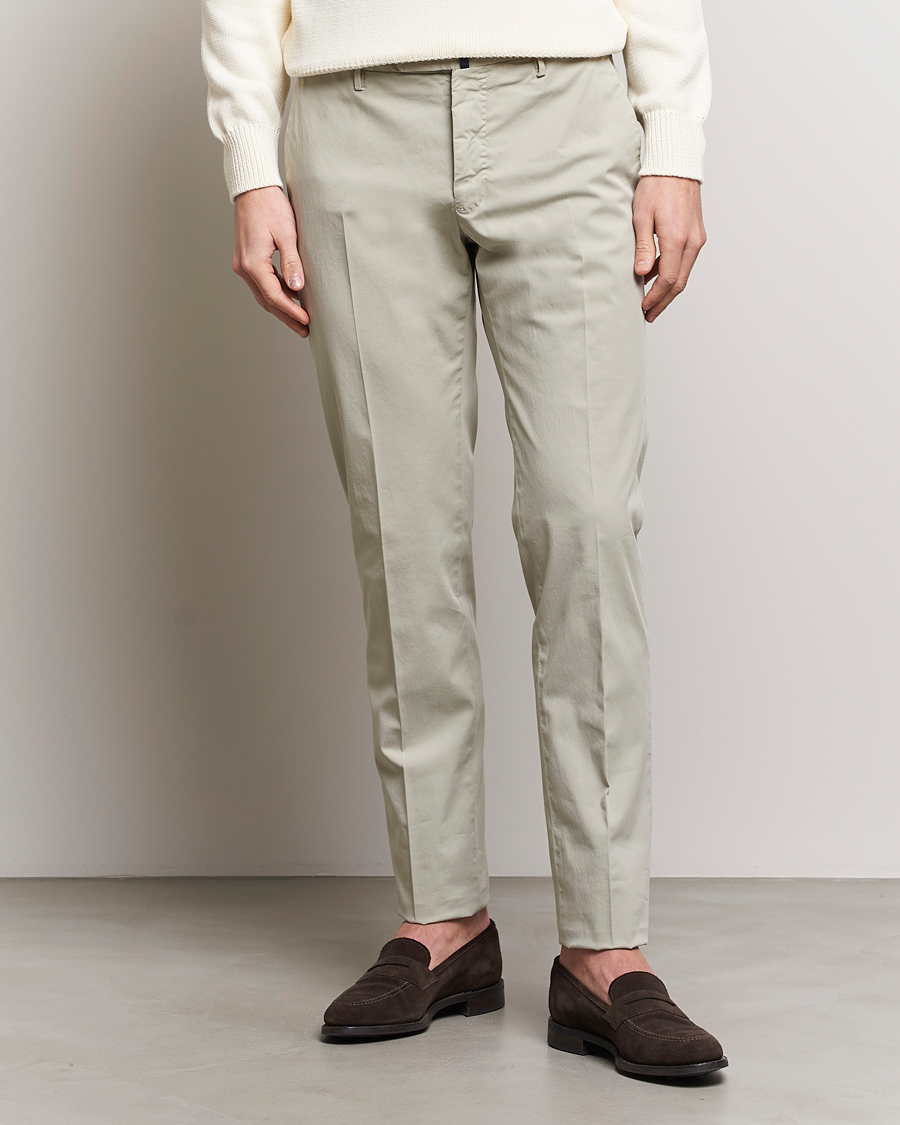 Herren | Italian Department | Incotex | Slim Fit Comfort Chinos Light Grey