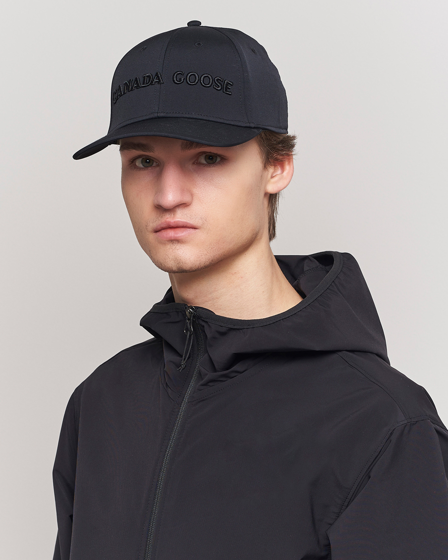 Men | Accessories | Canada Goose | Tech Cap Black