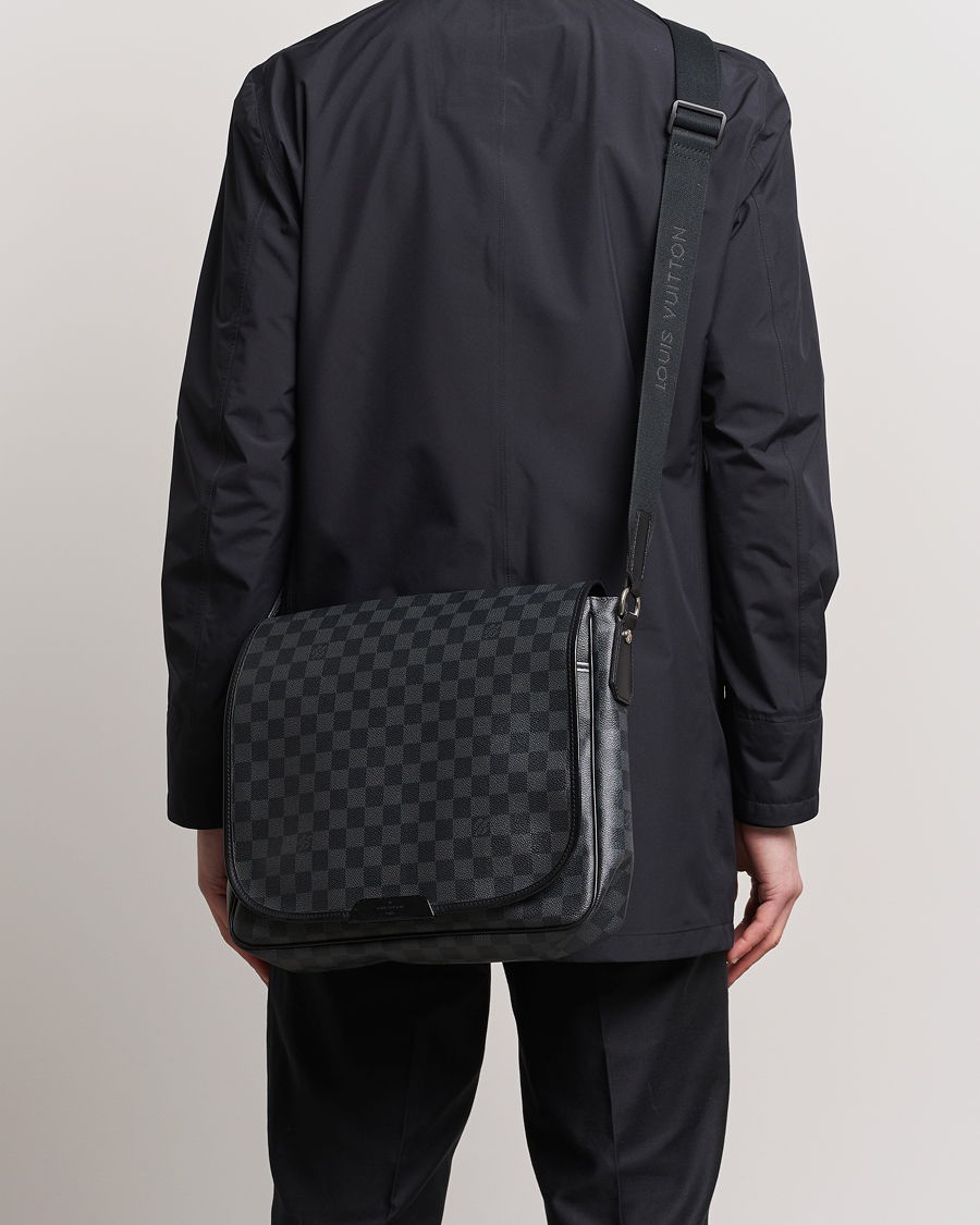 Herren | Louis Vuitton Pre-Owned Daniel MM Satchel Leather Bag Damier Graphite | Louis Vuitton Pre-Owned | Daniel MM Satchel Leather Bag Damier Graphite