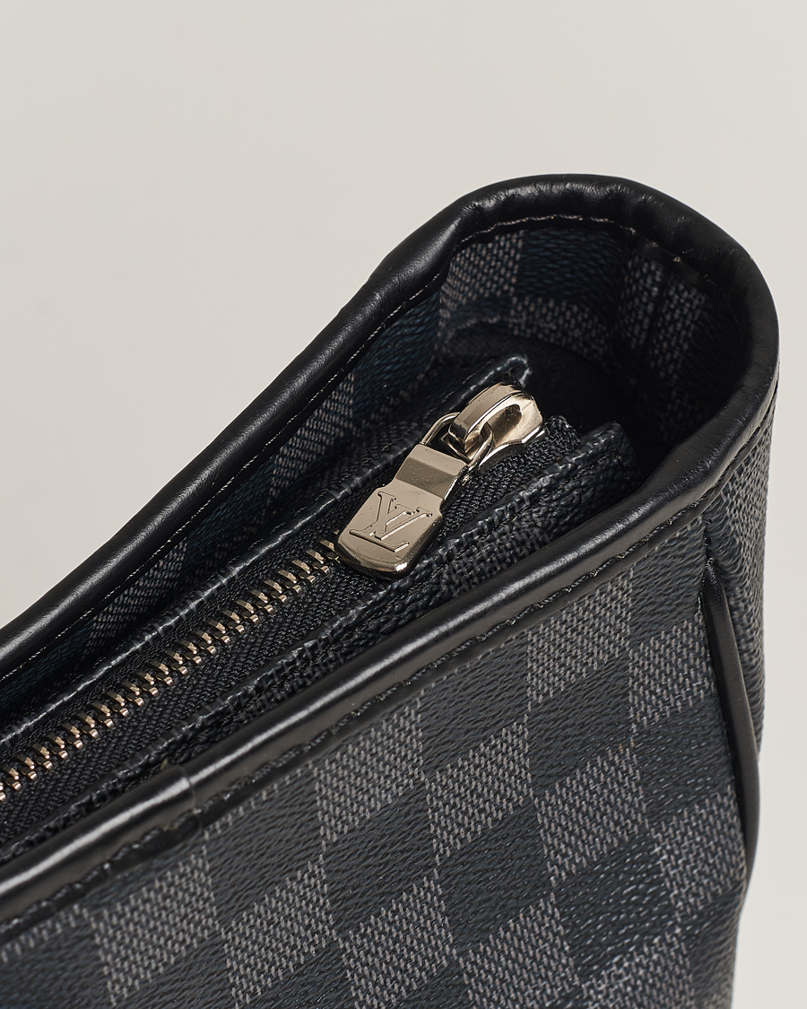 Herren | Louis Vuitton Pre-Owned Tadao Tote Bag Damier Graphite | Louis Vuitton Pre-Owned | Tadao Tote Bag Damier Graphite
