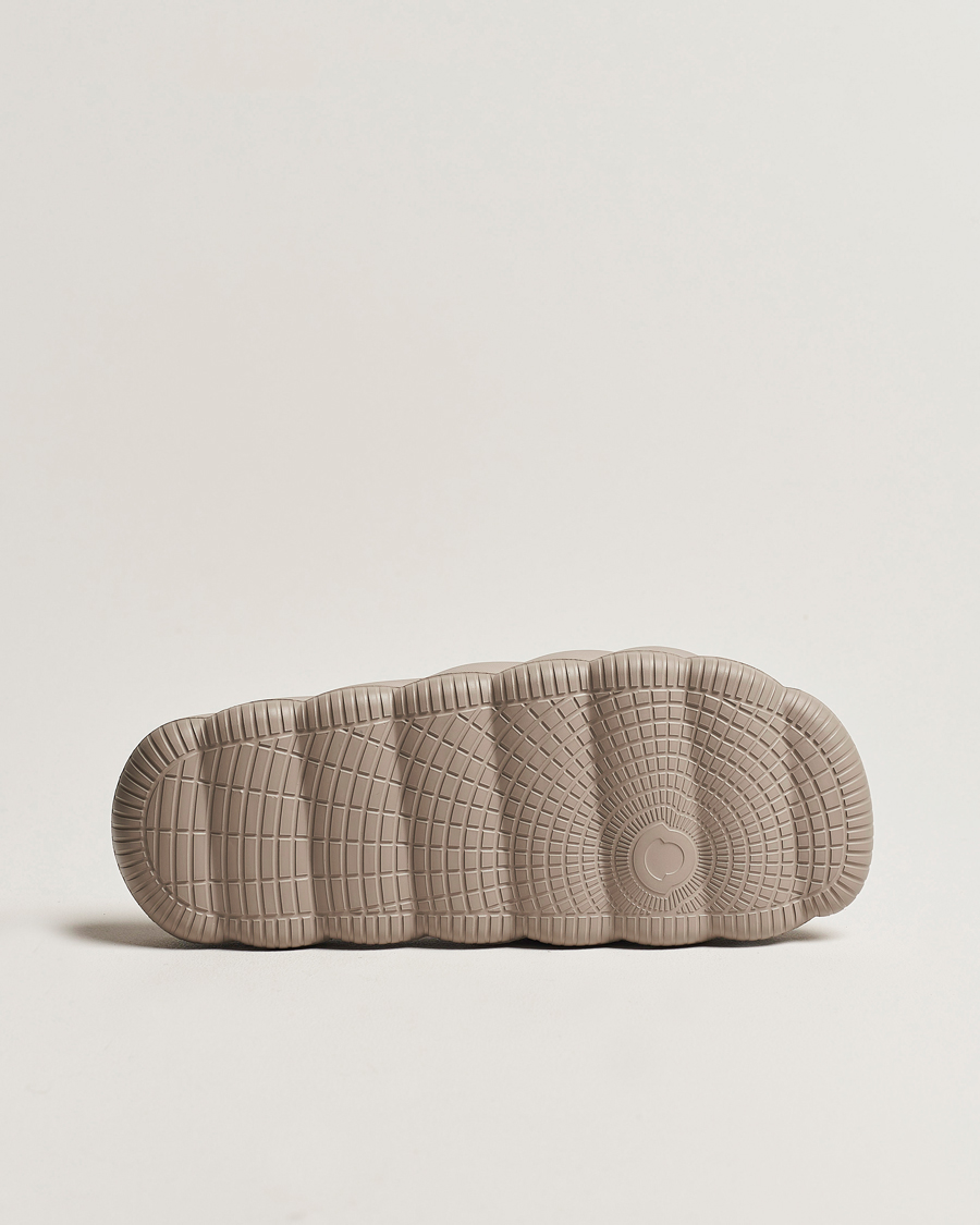 Herren | Moncler Lilo Slides Beige | Moncler | Lilo Slides Beige