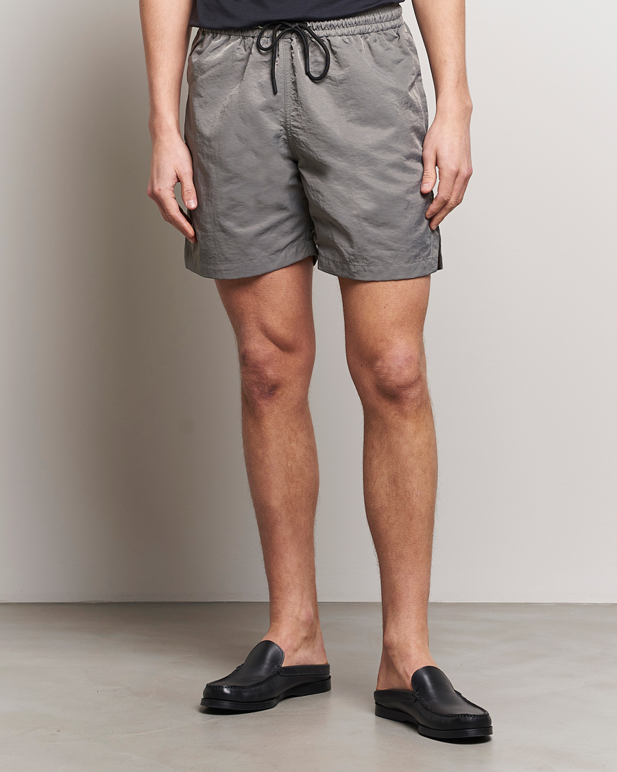 Men |  | Sunflower | Mike Shorts Light Grey