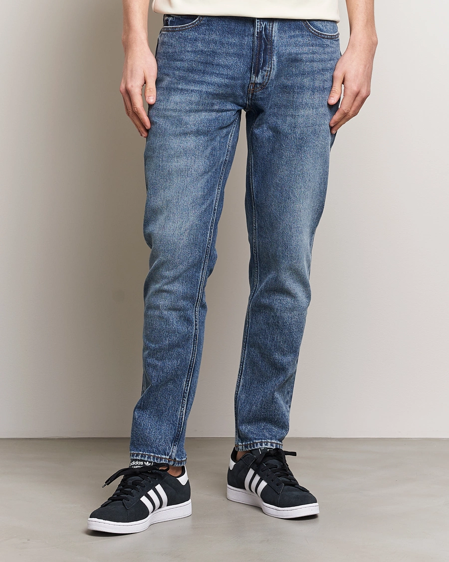 Herren | Blaue jeans | HUGO | 634 Tapered Fit Jeans Bright Blue