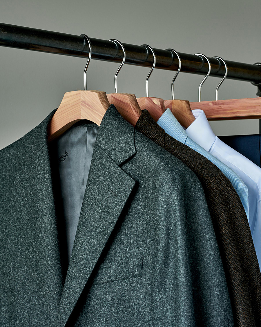 Herren | Exklusiv bei Care of Carl | Care with Carl | 2-Pack Cedar Wood Shirt Hangers