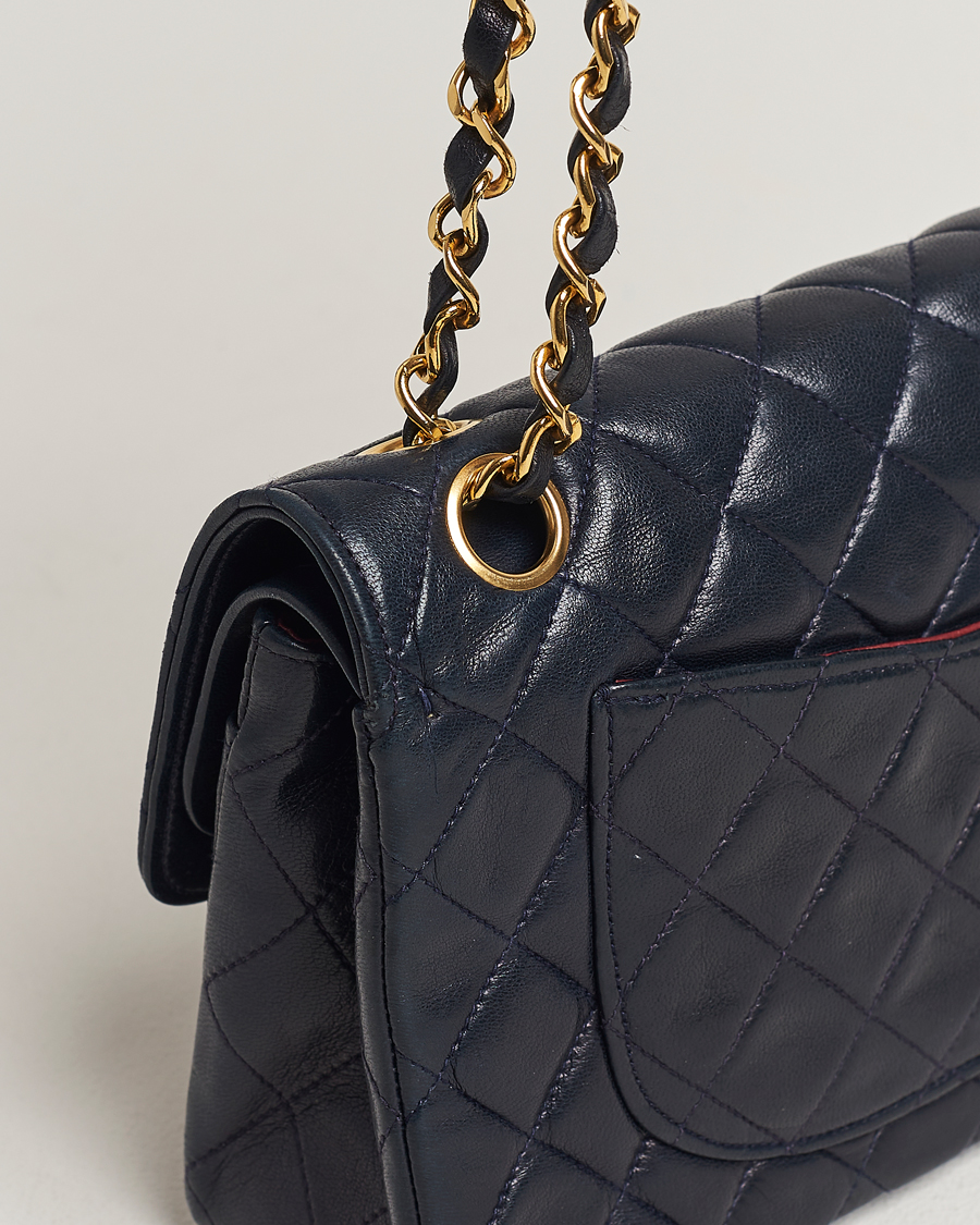 Herren | Chanel Pre-Owned Small Classic Flap Bag Navy | Chanel Pre-Owned | Small Classic Flap Bag Navy