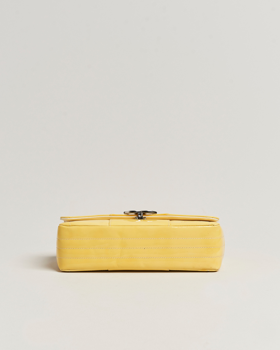 Herren | Chanel Pre-Owned Patent Flap Bag Yellow | Chanel Pre-Owned | Patent Flap Bag Yellow