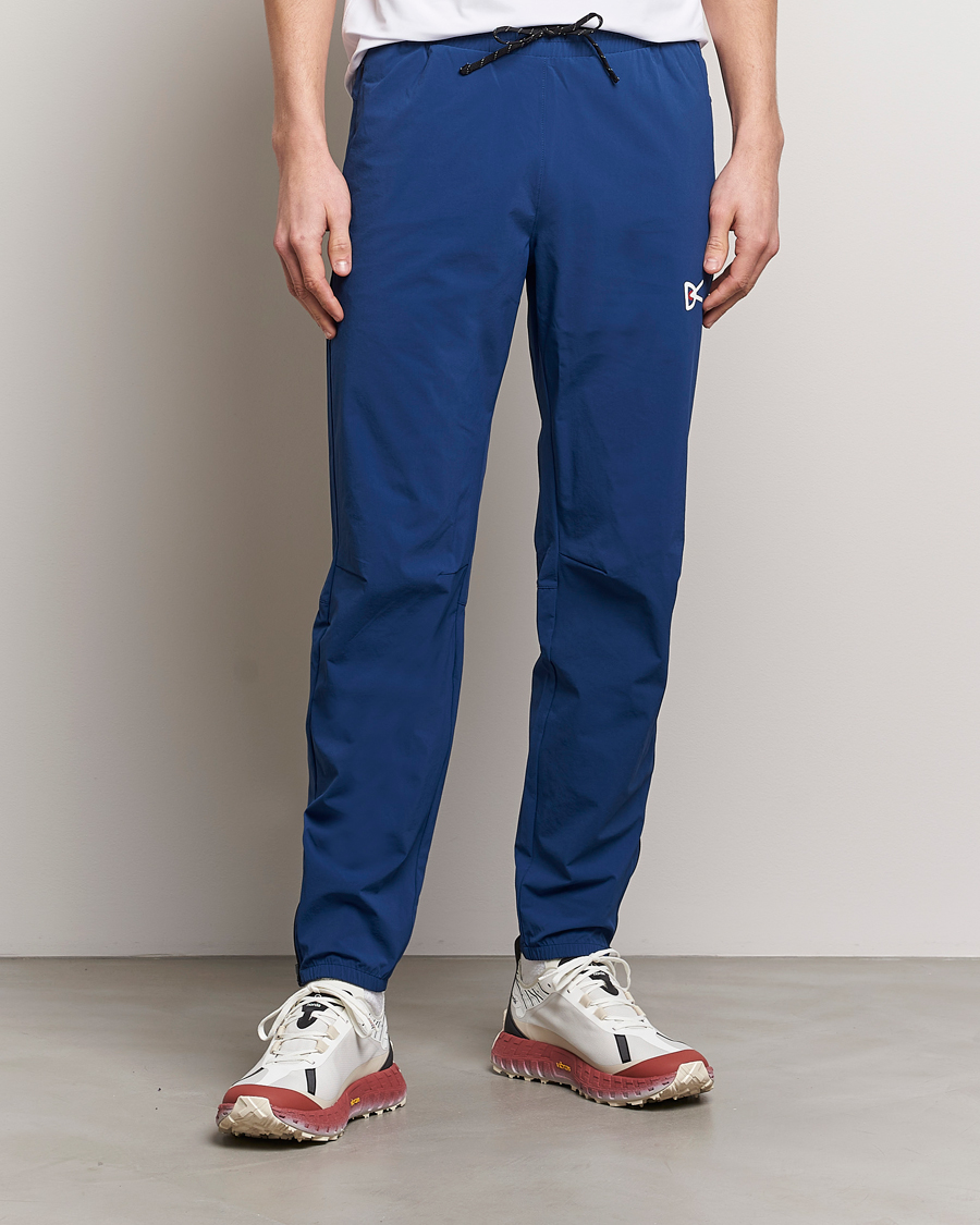 Men |  | District Vision | Lightweight DWR Track Pants Navy