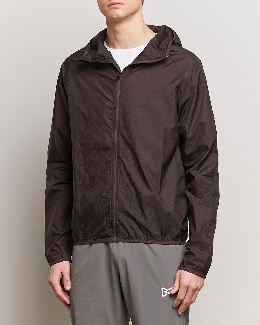 Herren |  | District Vision | Ultralight Packable DWR Wind Jacket Cacao