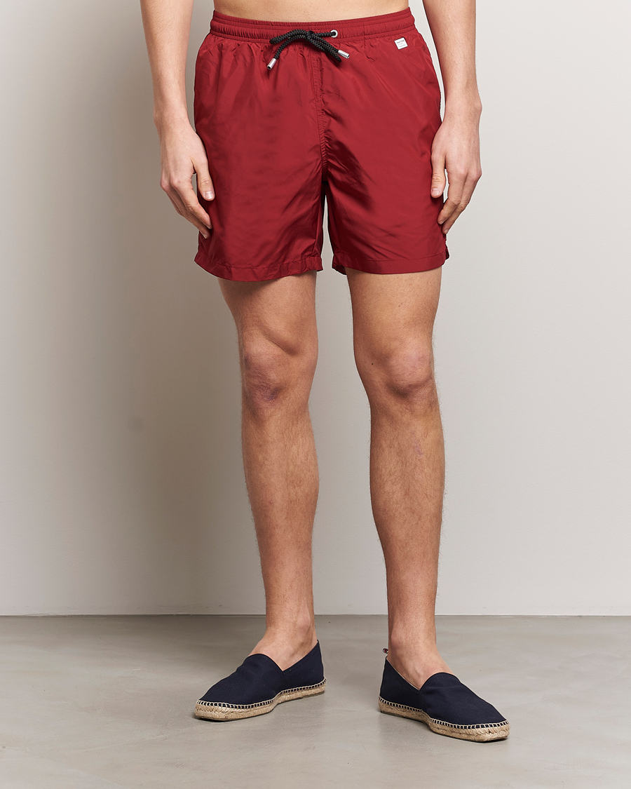 Men |  | MC2 Saint Barth | Pantone Swim Shorts 45 Bordeaux