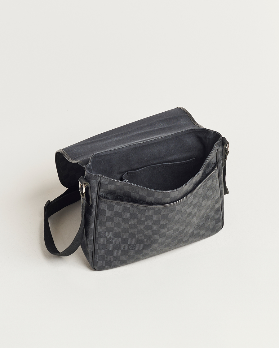 Lv damier body bag outlet