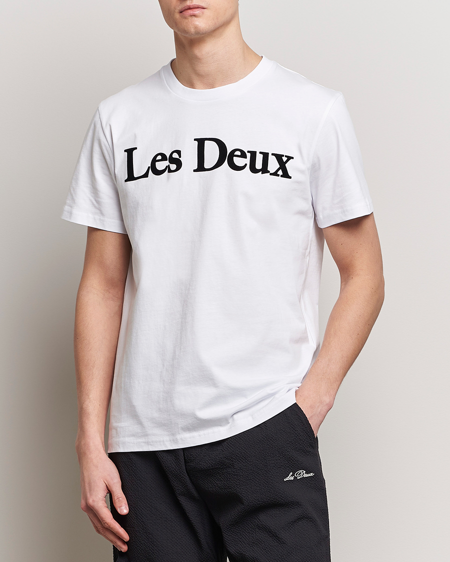 Herren | T-Shirts | LES DEUX | Charles Logo T-Shirt Wihte