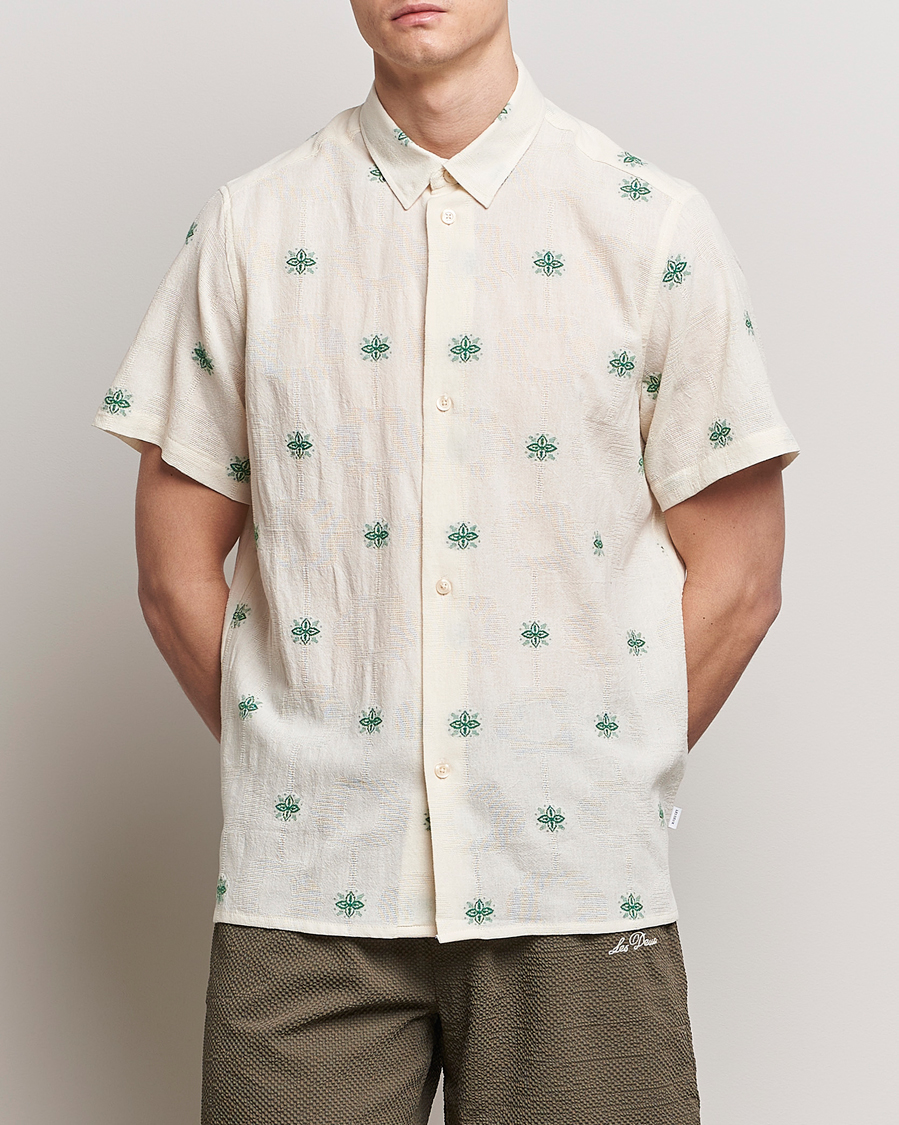 Herr | Senast inkommet | LES DEUX | Ira Short Sleeve Embroidery Cotton Shirt Ivory