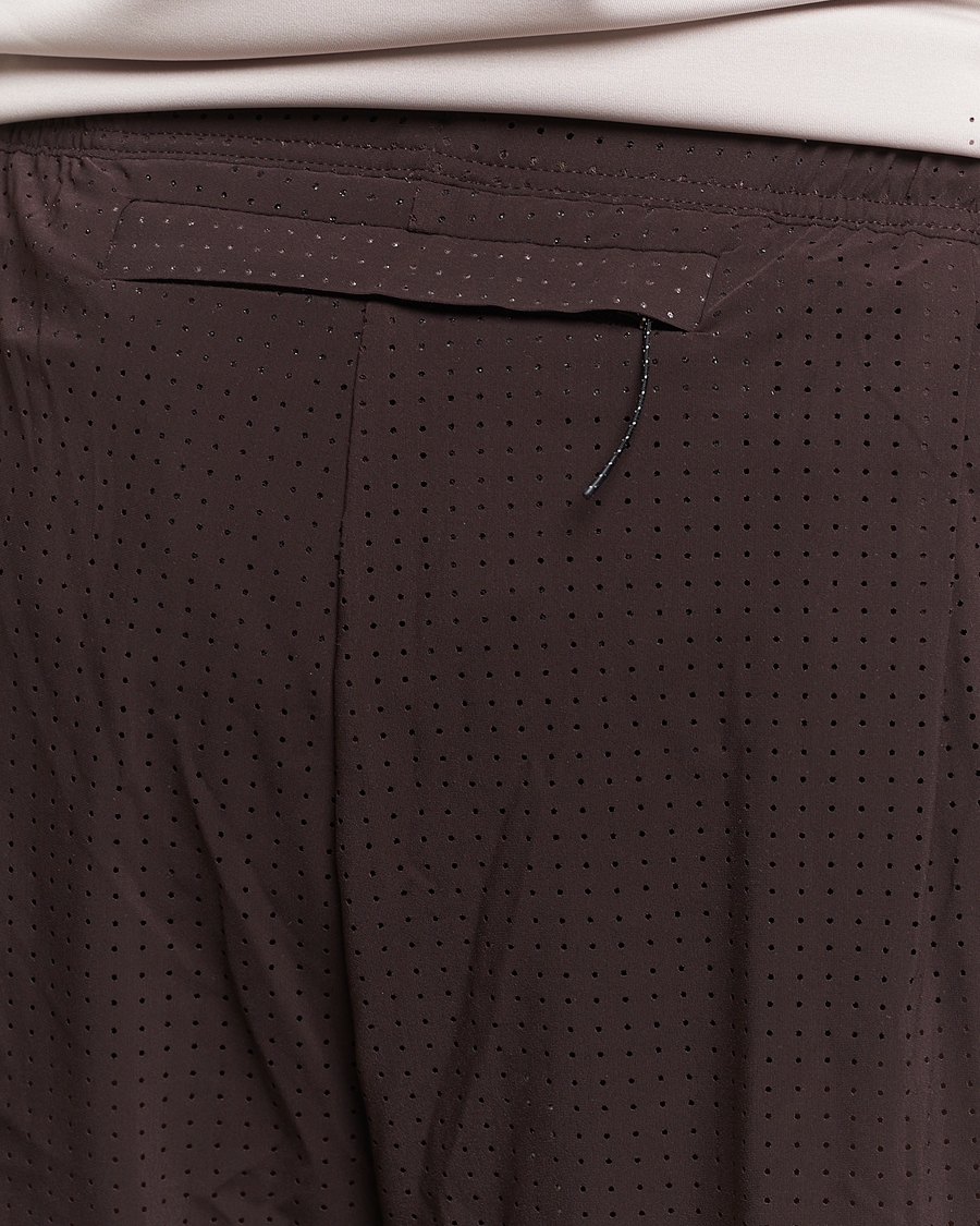 Herren | Shorts | Satisfy | Space-O 5 Inch Shorts Dark Mahogany
