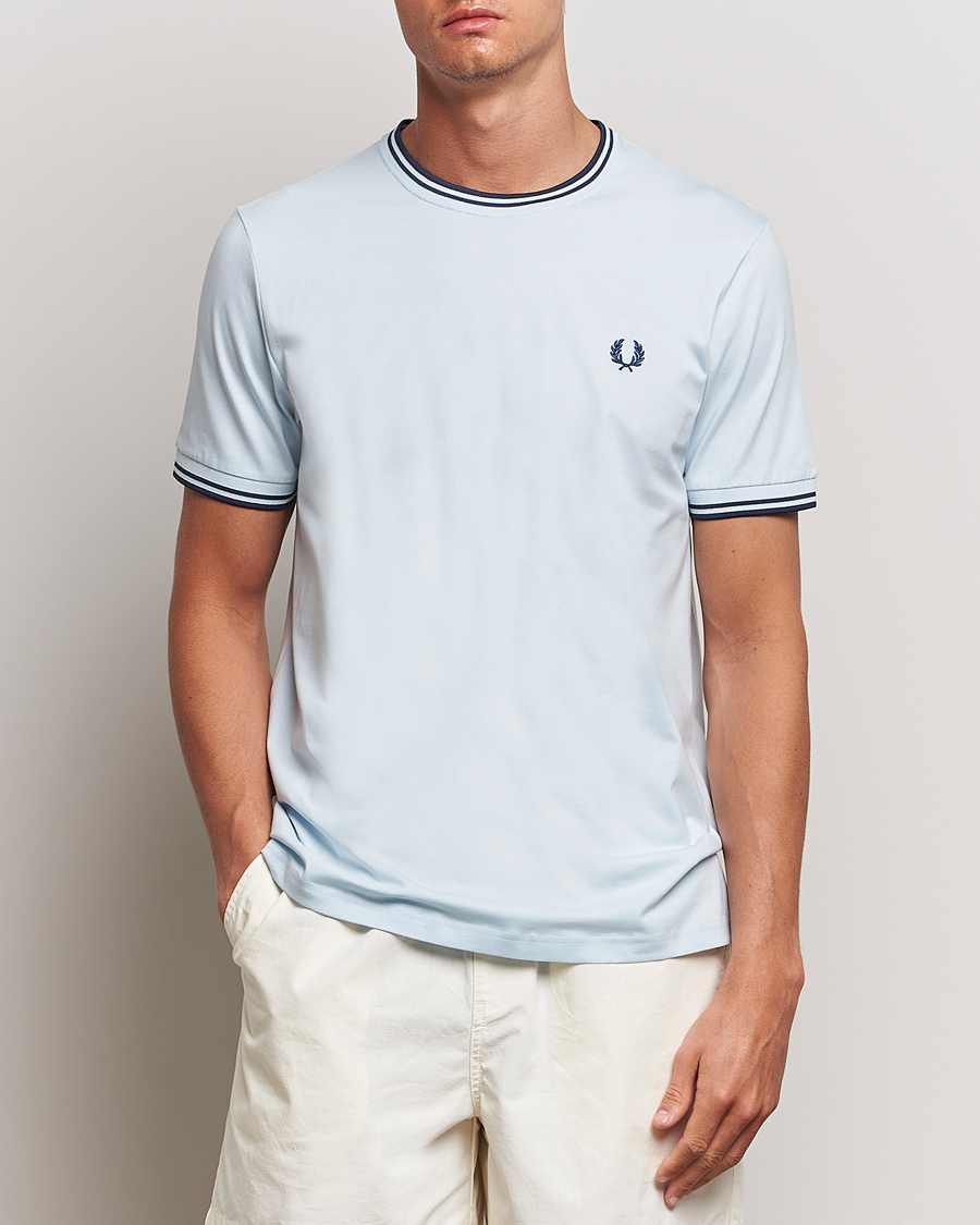 Herr | Nya produktbilder | Fred Perry | Twin Tipped T-Shirt Light Ice