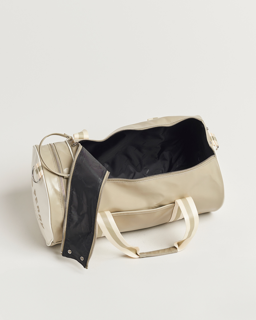 Herren | Fred Perry Classic Barrel Bag Warm Grey | Fred Perry | Classic Barrel Bag Warm Grey
