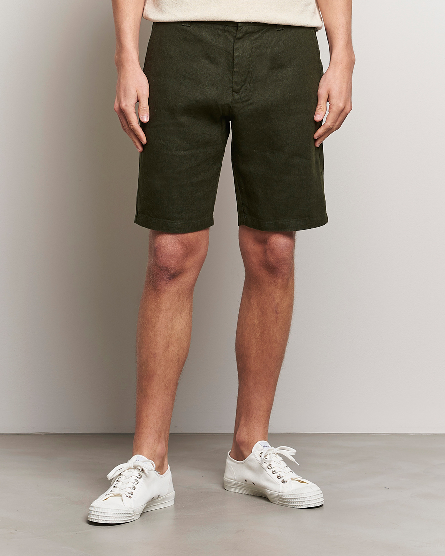 Herren | Neue Produktbilder | NN07 | Crown Linen Shorts Rosin Green