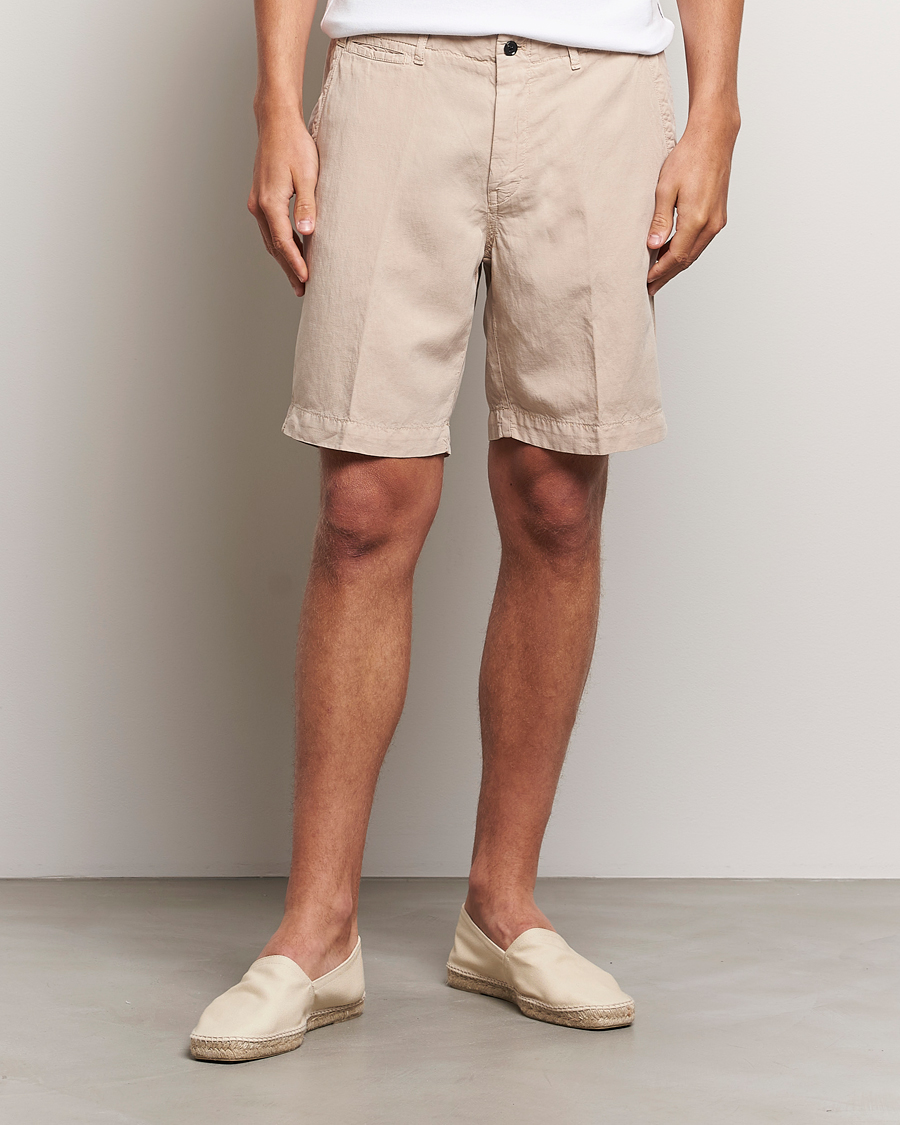 Herren | Neue Produktbilder | Oscar Jacobson | Poggio Washed Linen Shorts Beige
