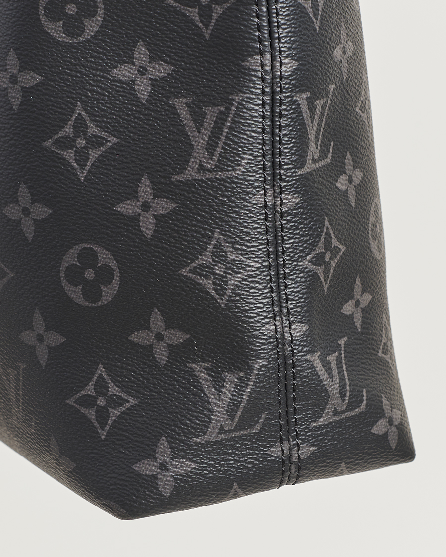 Louis vuitton big logo purse hotsell