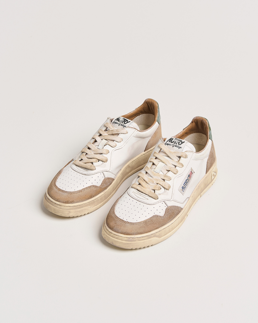 Autry Super Vintage Low Leather Suede Sneaker Cyprs Cognac bei Care of Carl