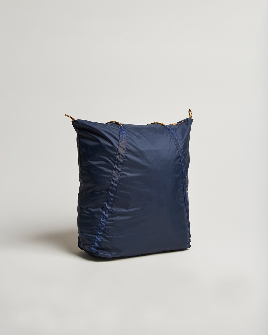 Herren | Klättermusen Gebo 23L Lightweight Totebag Indigo Blue | Klättermusen | Gebo 23L Lightweight Totebag Indigo Blue