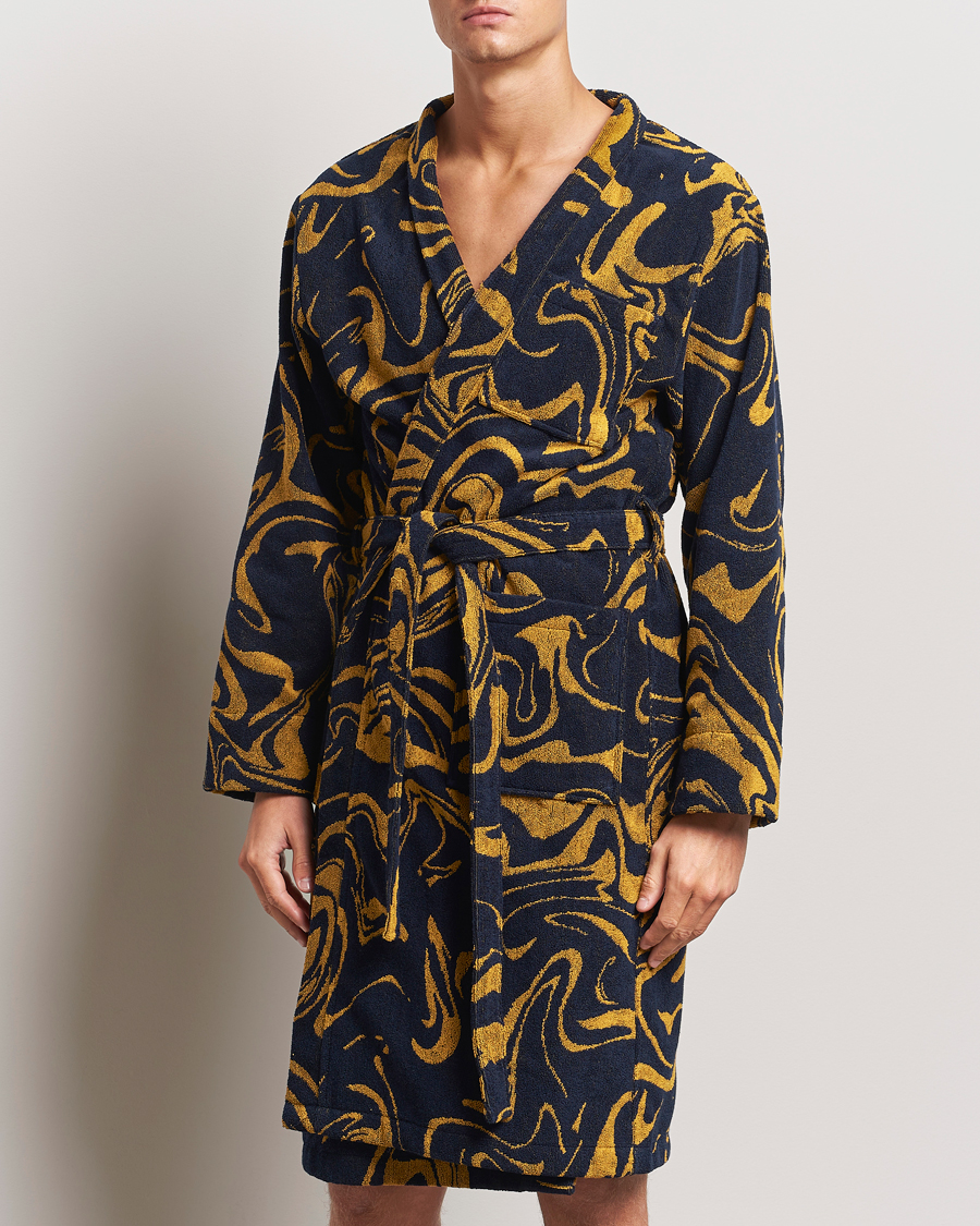 Herren | Schlafanzüge & Bademäntel | OAS | Marble Robe Black/Yellow