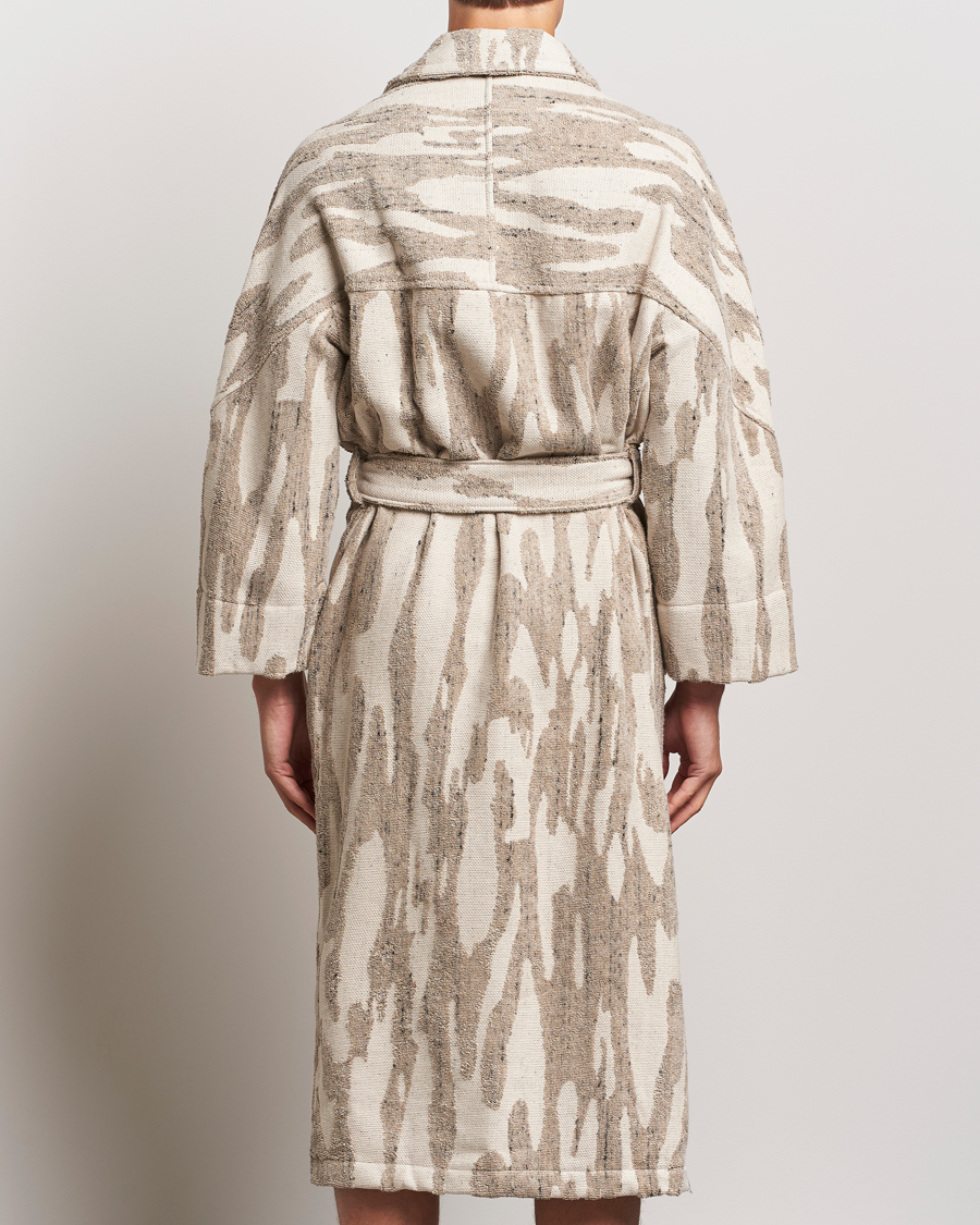 Herren | Schlafanzüge & Bademäntel | OAS | Fern Linen Terry Statement Robe Beige/White