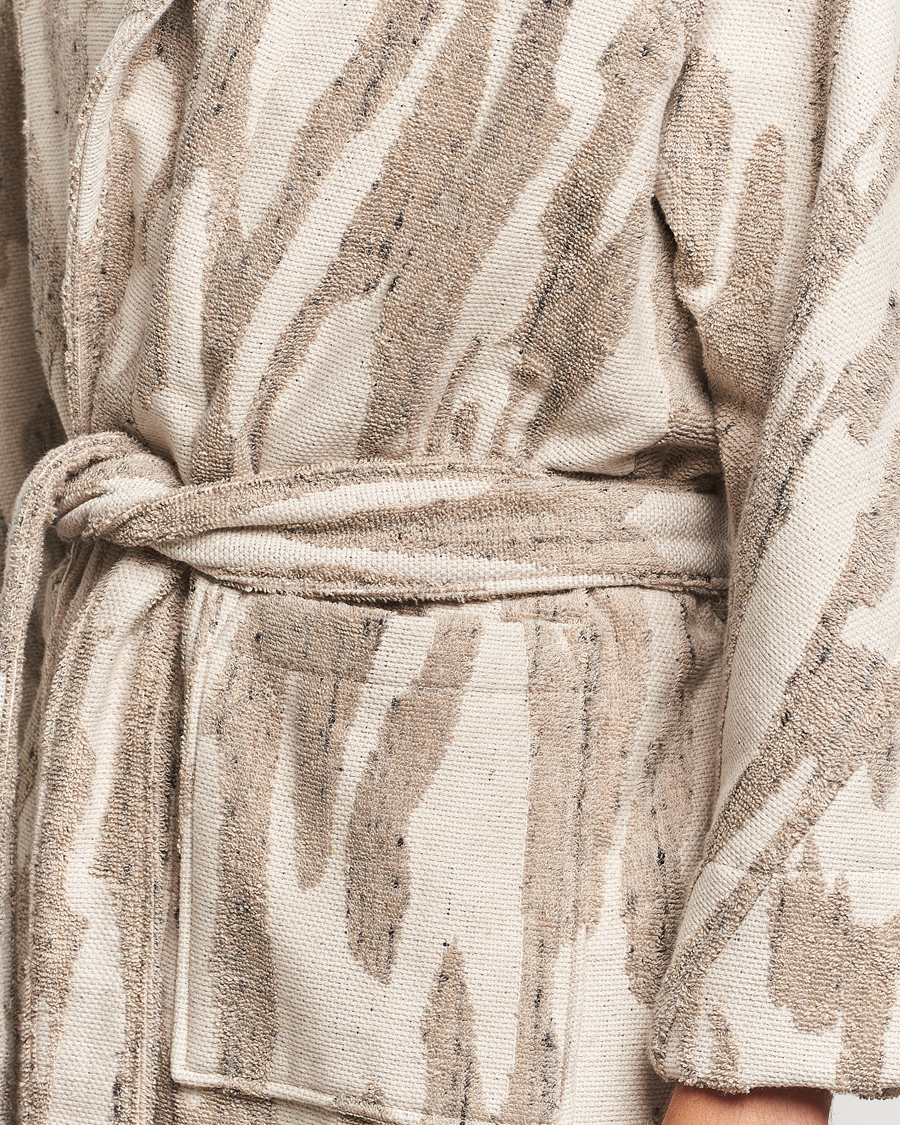 Herren | Schlafanzüge & Bademäntel | OAS | Fern Linen Terry Statement Robe Beige/White