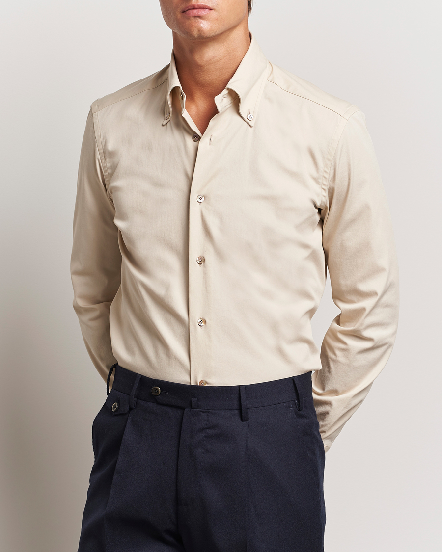 Herren | Hemden | Mazzarelli | Soft Garment Dyed Button Down Shirt Beige