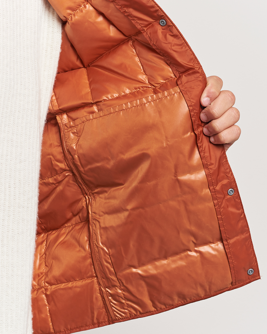 Herren | Jacken | TAION | V-Neck Lightweight Down Vest Brick Orange