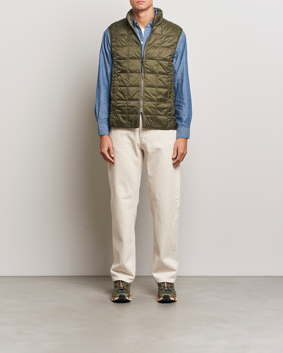 Herren | Jacken | TAION | High Neck Full Zip Lightweight Down Vest Dark Olive