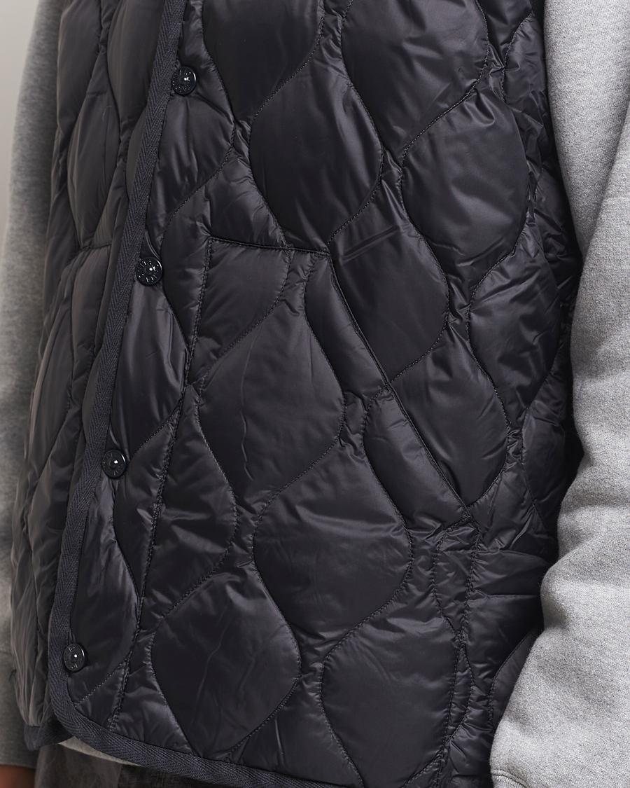 Herren | Jacken | TAION | Military Crew Neck Down Vest Black