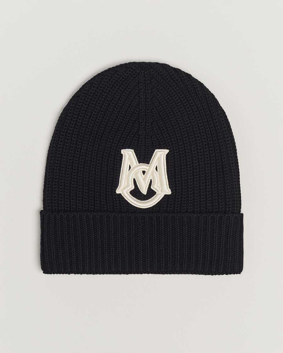 Herren | Moncler Logo Embossed Beanie Black | Moncler | Logo Embossed Beanie Black
