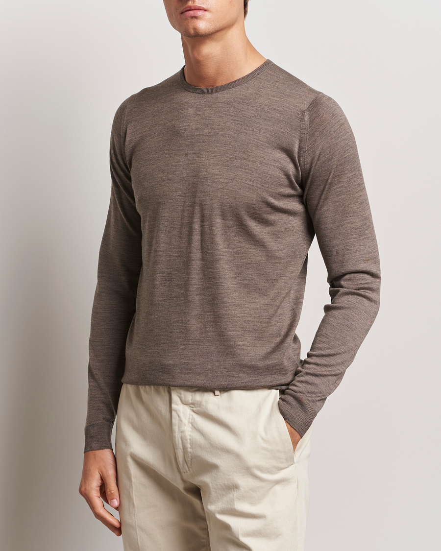 Herren | Kleidung | John Smedley | Lundy Extra Fine Merino Crew Neck Mushroom Brown