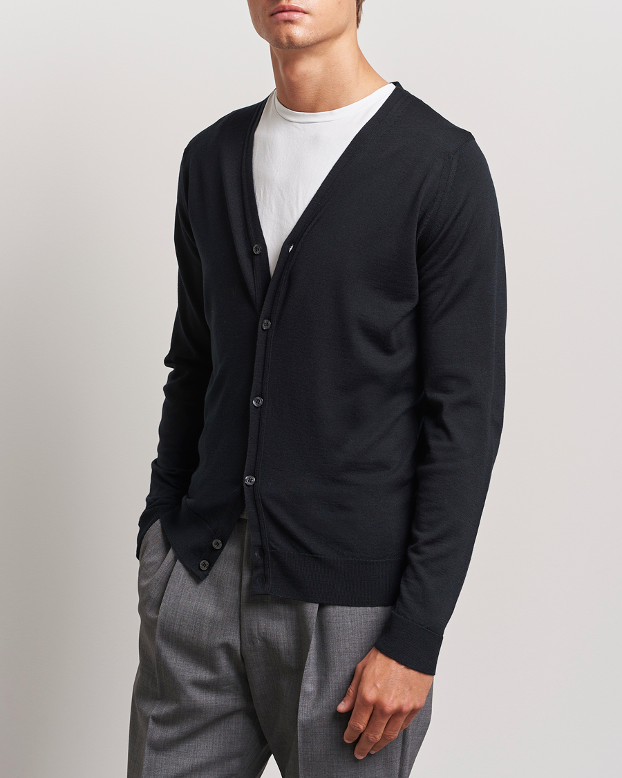 Herren | Pullover | John Smedley | Petworth Extra Fine Merino Cardigan Black