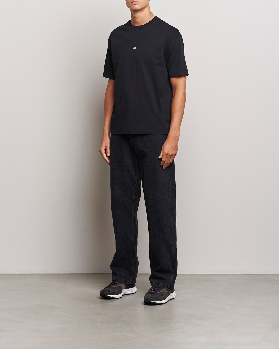 Herren | T-Shirts | A.P.C. | Boxy Micro Center Logo T-Shirt Black
