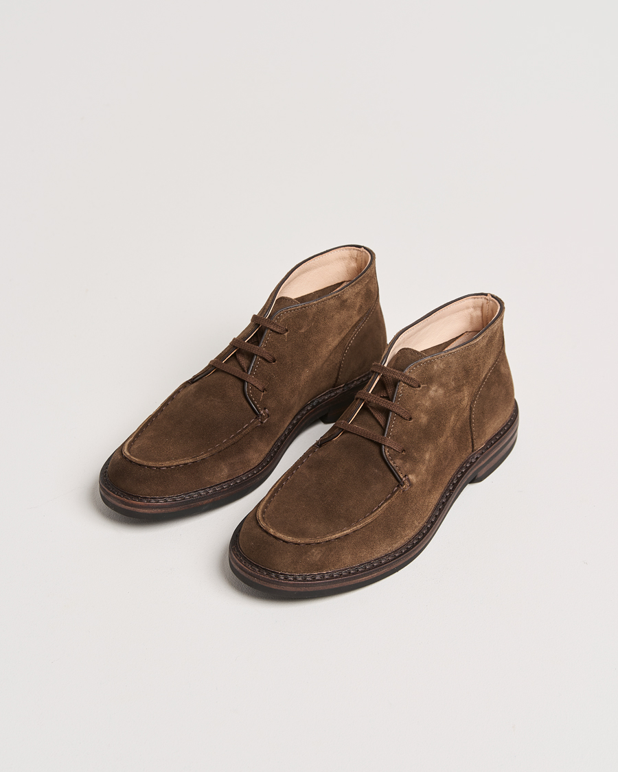 Herren | Astorflex Dukeflex Dainite Chukka Boot Dark Khaki Suede | Astorflex | Dukeflex Dainite Chukka Boot Dark Khaki Suede