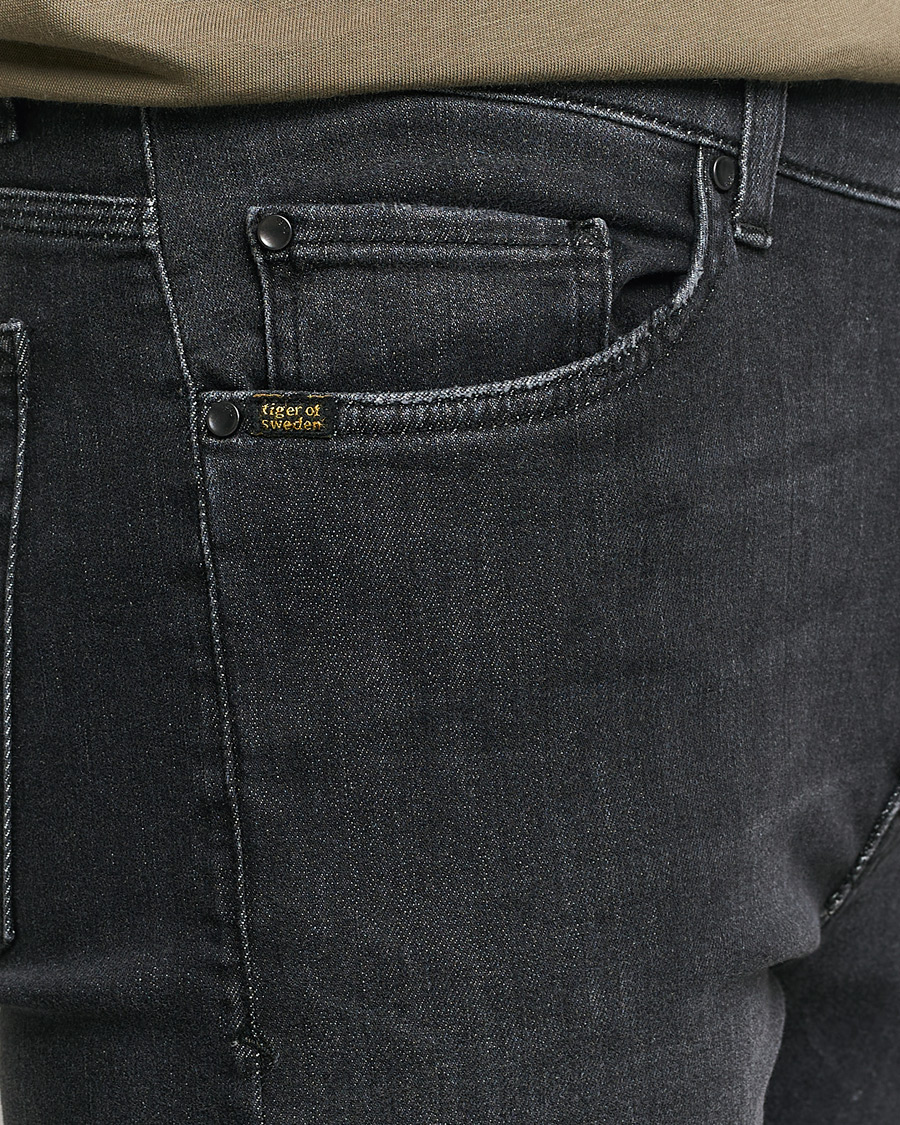 Herren | Jeans | Tiger of Sweden | Evolve Stretch Cotton Jeans Washed Black