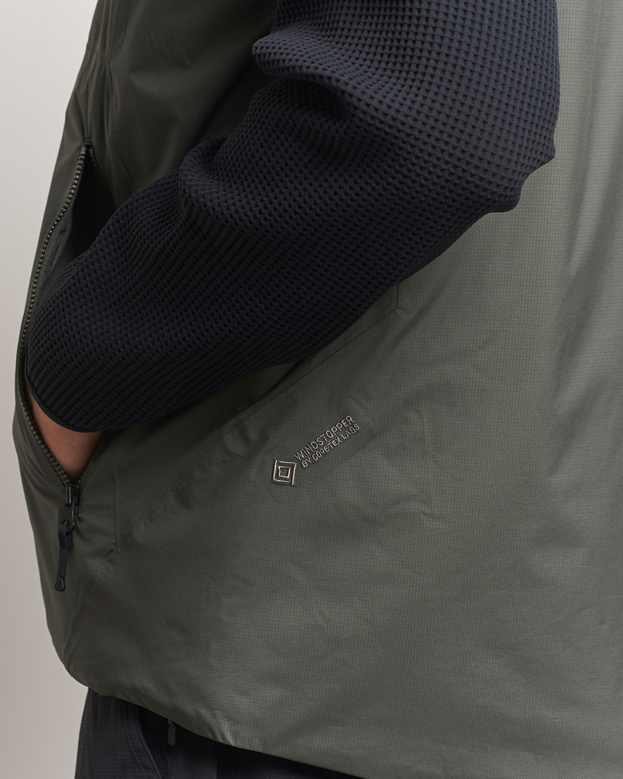 Herren | Jacken | Goldwin | GORE-TEX Windstopper Puffy Vest Dark Olive