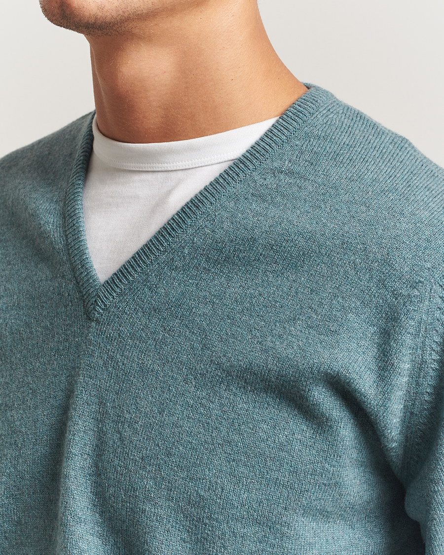 Herren | Pullover | William Lockie | Rob Lambswool V-Neck Caspian