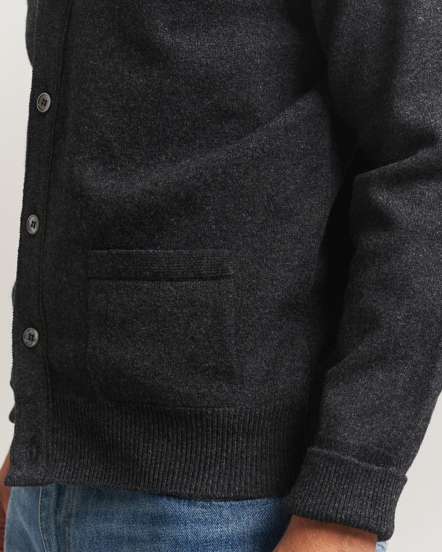 Herren | Pullover | William Lockie | Rob Lambswool Cardigan Charcoal