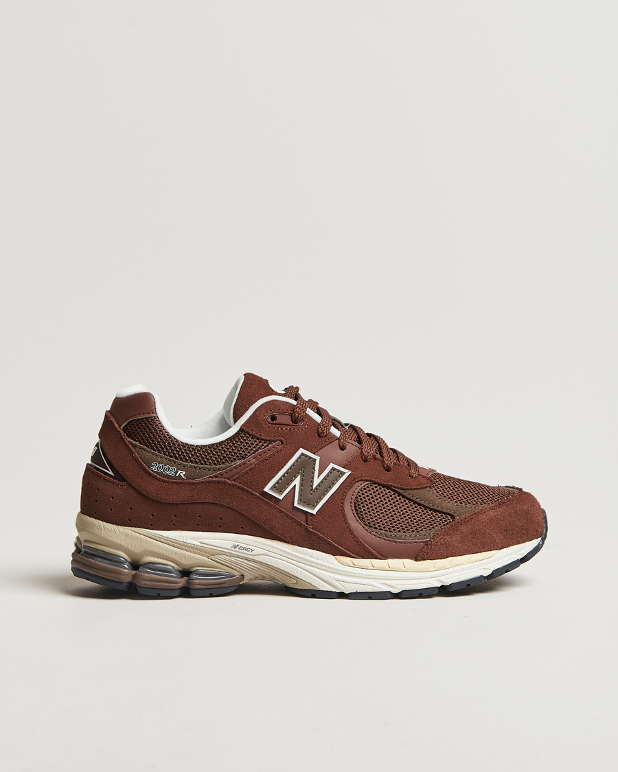 New Balance 2002R Sneakers Brown bei Care of Carl