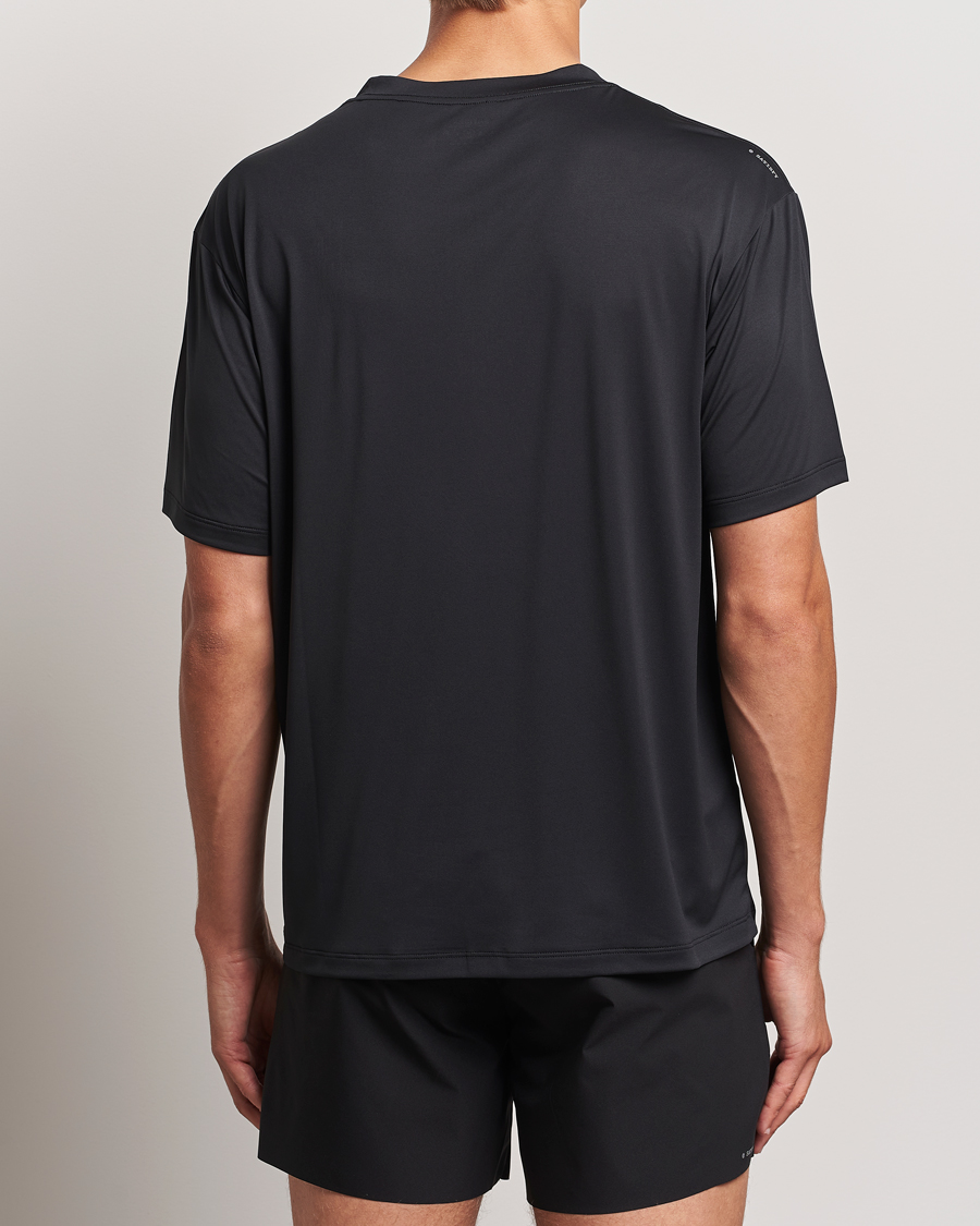 Herren | T-Shirts | Satisfy | AuraLite T-Shirt Black