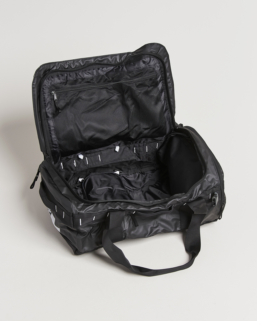 Herren | The North Face Base Camp Voyager Duffel 42L Black | The North Face | Base Camp Voyager Duffel 42L Black