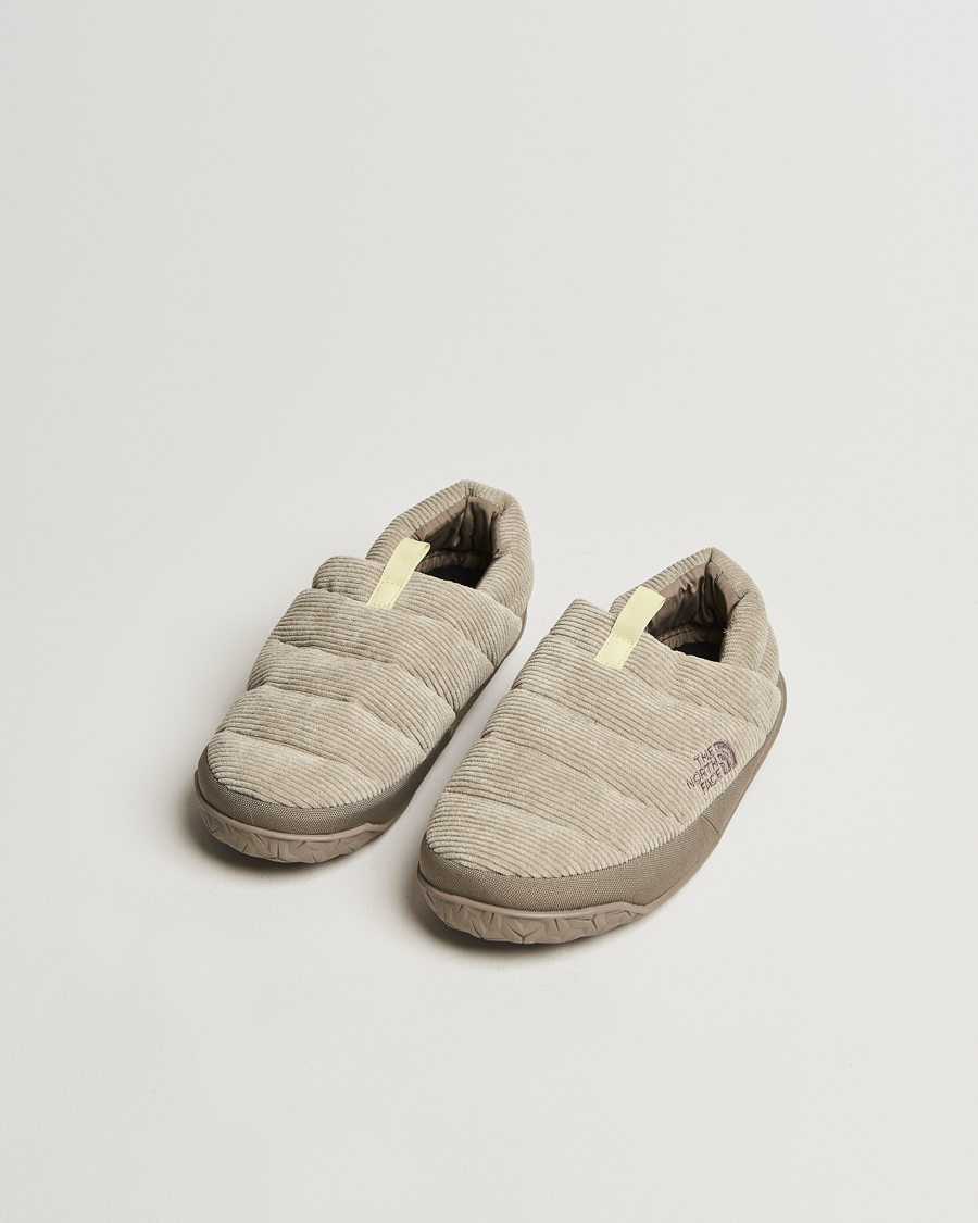 Herren | The North Face Nuptse Corduroy Mule Beige | The North Face | Nuptse Corduroy Mule Beige